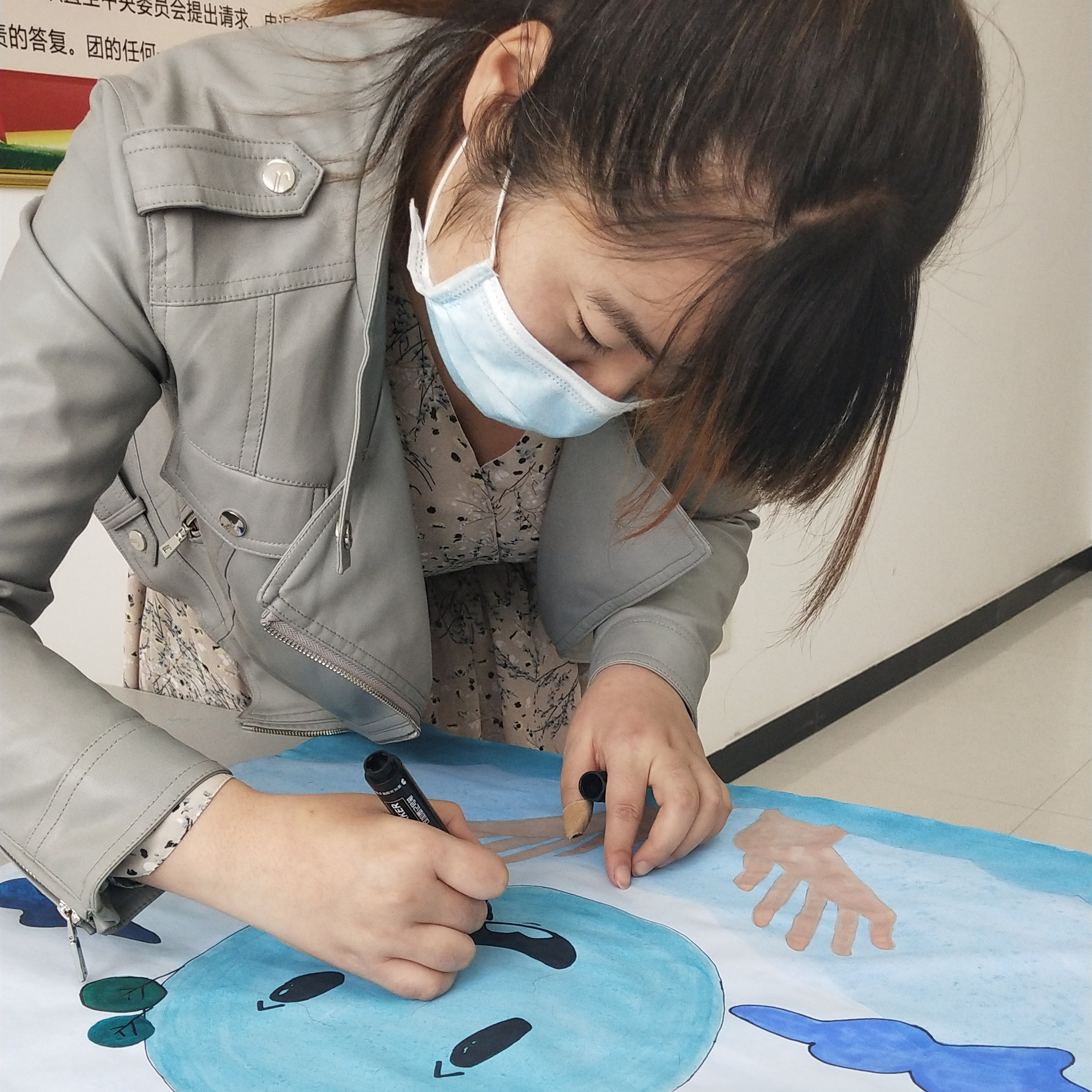 油脂信息2020.03.23《節(jié)約每滴水  保護(hù)水資源  從我做起——陜西糧農(nóng)油脂集團(tuán)團(tuán)委開展“節(jié)水護(hù)水 你我同行”志愿宣傳活動》 (5).jpg